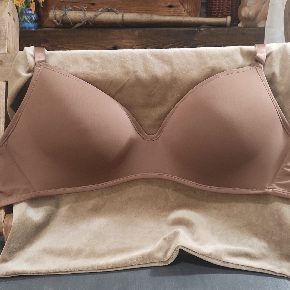 Smooth T-Shirt Bra in Latte Brown - Seamless Support